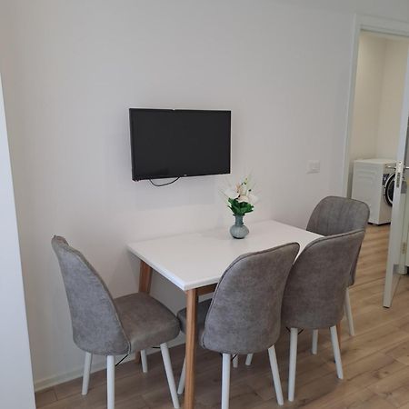 Erdis Home Nr 1 Тирана Екстериор снимка